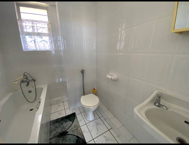 2 BEDROOM APARTMENT FOR SALE IN DOONSIDE